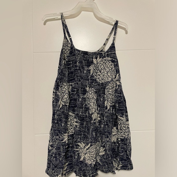 Girl’s Hawaiian Dress - Picture 1 of 2